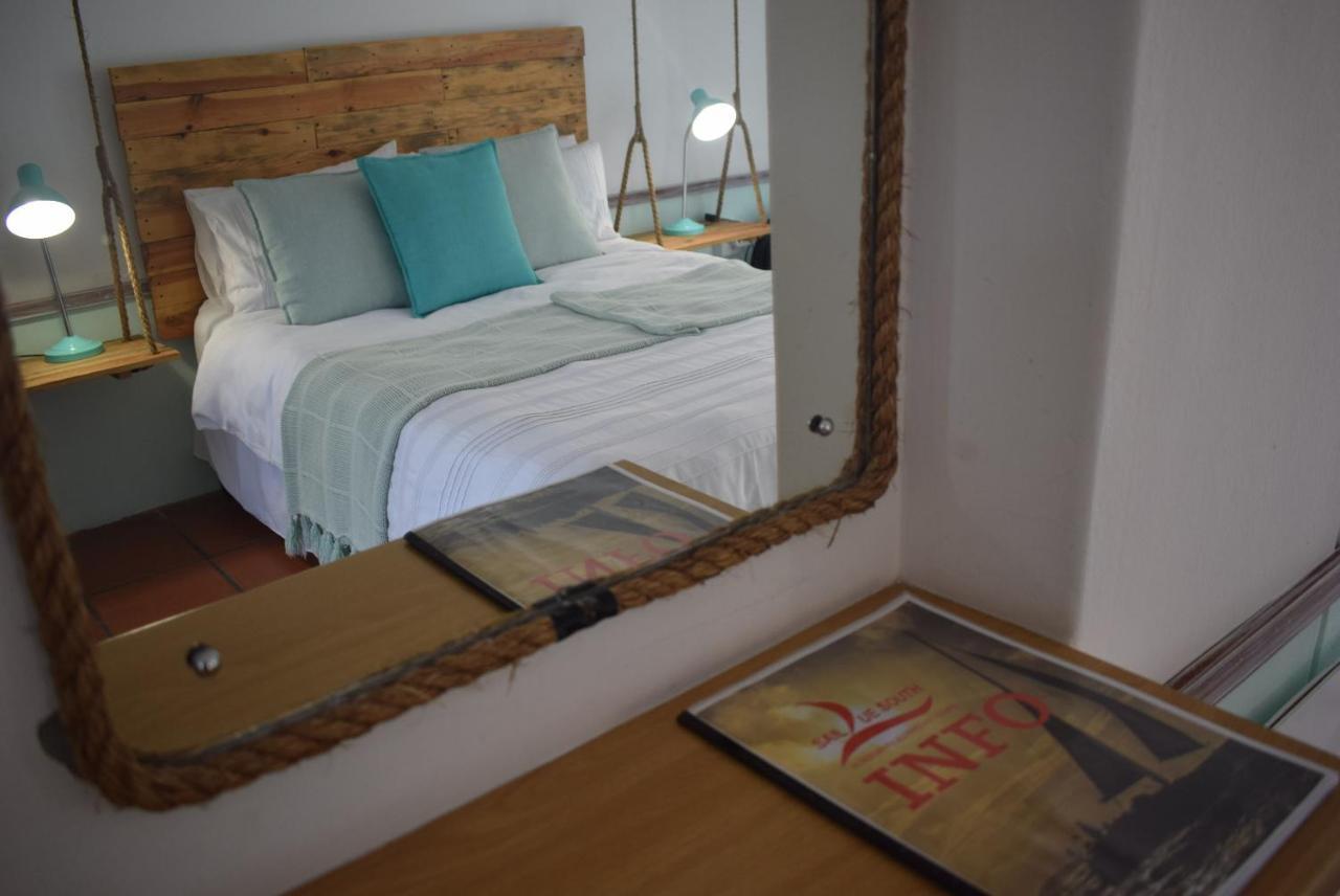 Due South Guest House Langebaan Esterno foto